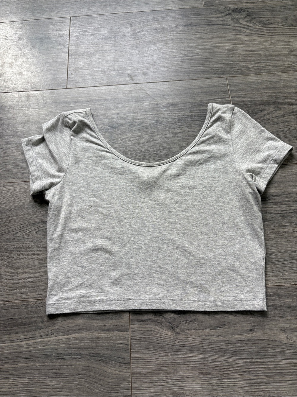 Soprano Grey Scoop Neck Short Sleeve Crop Top Women’s
